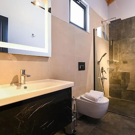 Sade 1 / Kalkan Hotell